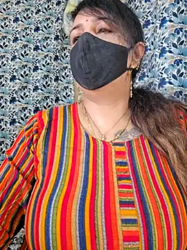 Snapshot of cute-tanvi chatting on September 12, 2025, 2:01 am cute-tanvi online show from September 12, 2025, 2:01 am