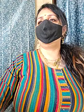 Snapshot of cute-tanvi chatting on March 21, 2025, 7:22 am cute-tanvi online show from March 21, 2025, 7:22 am