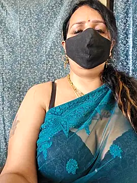 Snapshot of cute-tanvi chatting on March 17, 2025, 7:35 am cute-tanvi online show from March 17, 2025, 7:35 am