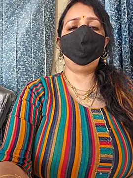 Snapshot of cute-tanvi chatting on March 21, 2025, 4:17 am cute-tanvi online show from March 21, 2025, 4:17 am