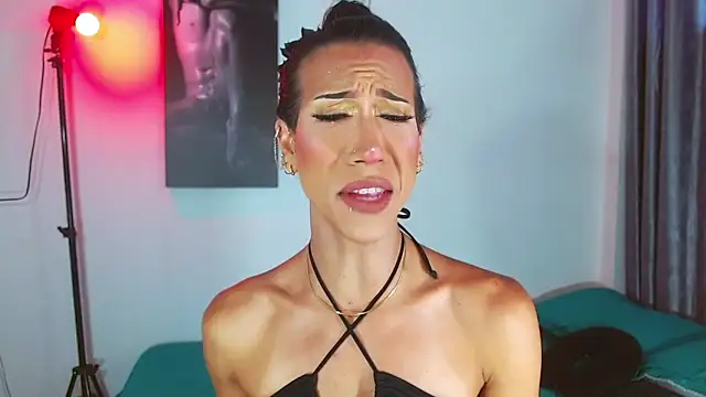 Kenisha Sweet online show from November 2, 2025, 4:12 pm