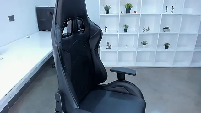 Snapshot of natural_bigboobs chatting on October 29, 2025, 7:46 pm natural bigboobs online show from October 29, 2025, 7:46 pm