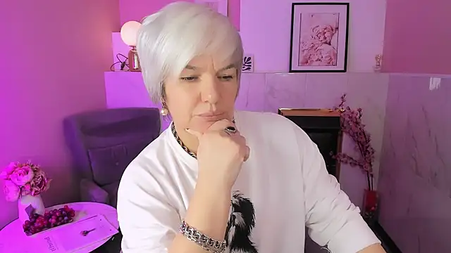 CarmenSoft online show from March 29, 2026, 8:43 pm