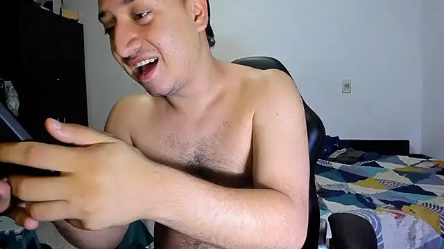 Snapshot of ares_sexxx chatting on April 12, 2026, 12:58 am ares sexxx online show from April 12, 2026, 12:58 am
