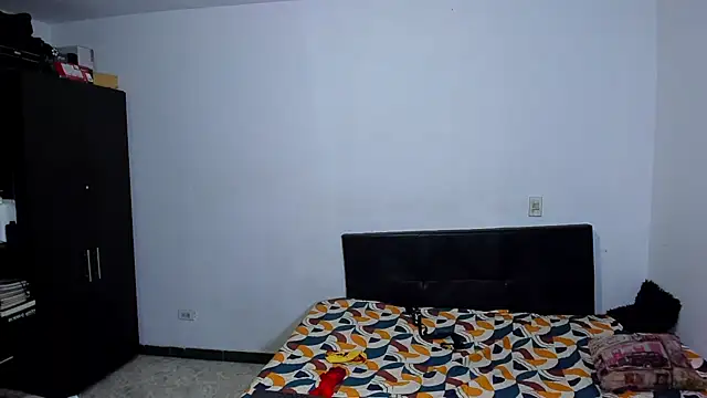 ares sexxx online show from February 19, 2026, 12:46 pm