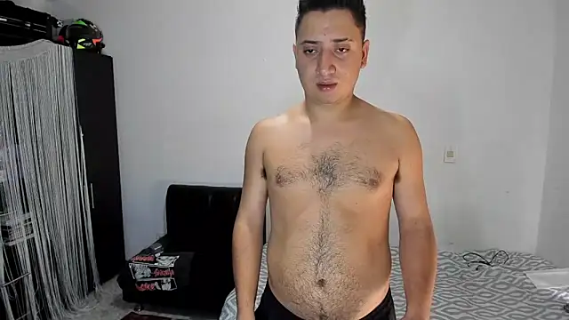 Snapshot of ares_sexxx chatting on May 11, 2026, 6:05 pm ares sexxx online show from May 11, 2026, 6:05 pm
