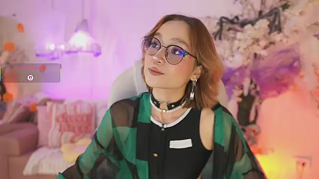 Snapshot of DalahiaRush chatting on October 29, 2025, 7:02 pm DalahiaRush online show from October 29, 2025, 7:02 pm