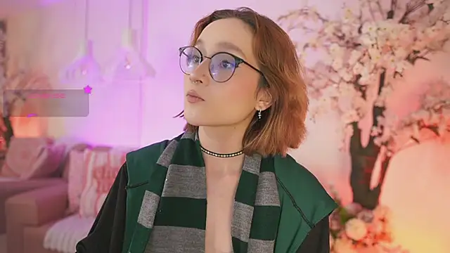 Snapshot of DalahiaRush chatting on November 11, 2025, 6:36 pm DalahiaRush online show from November 11, 2025, 6:36 pm