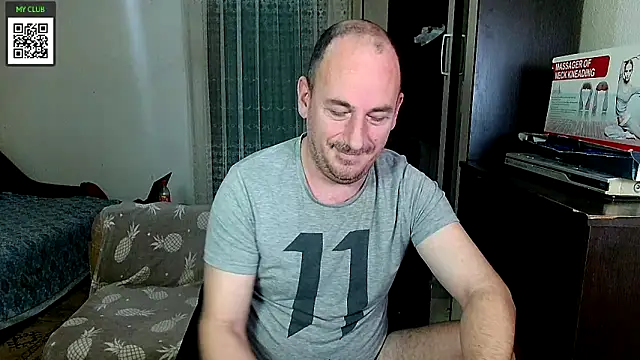 Snapshot of Johan___Barker chatting on January 30, 2025, 4:58 am Johan   Barker online show from January 30, 2025, 4:58 am