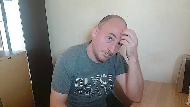 Snapshot of Johan___Barker chatting on February 27, 2026, 11:43 am Johan Barker online show from February 27, 2026, 11:43 am