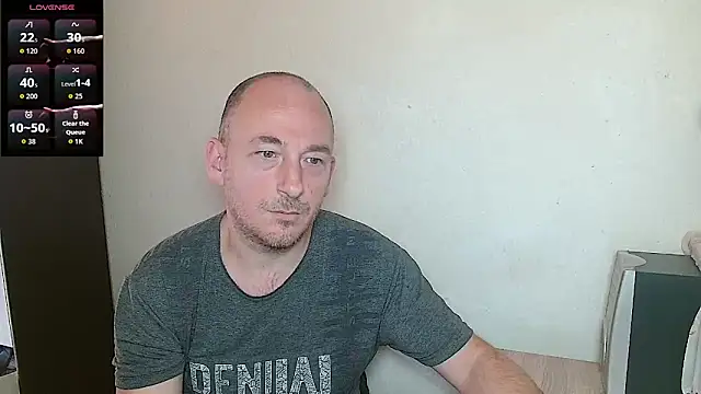 Snapshot of Johan___Barker chatting on December 23, 2025, 10:25 am Johan Barker online show from December 23, 2025, 10:25 am