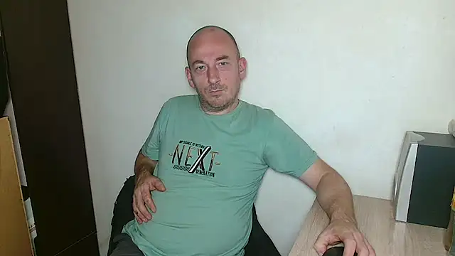 Johan   Barker online show from November 28, 2025, 10:59 am