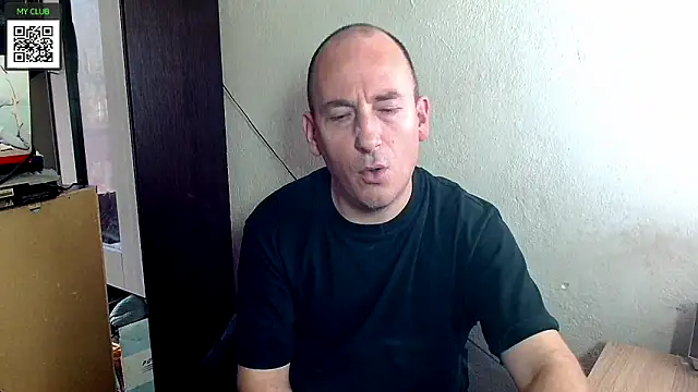 Snapshot of Johan___Barker chatting on January 24, 2025, 11:48 am Johan   Barker online show from January 24, 2025, 11:48 am