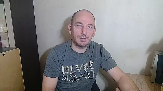 Snapshot of Johan___Barker chatting on February 17, 2026, 11:51 am Johan Barker online show from February 17, 2026, 11:51 am