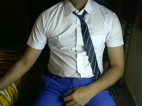 aloneboy1996 online show from January 5, 2025, 3:02 pm