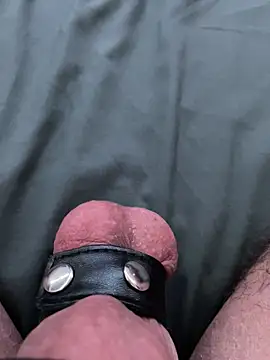 Snapshot of Luca999111 chatting on October 22, 2025, 8:52 pm Luca999111 online show from October 22, 2025, 8:52 pm