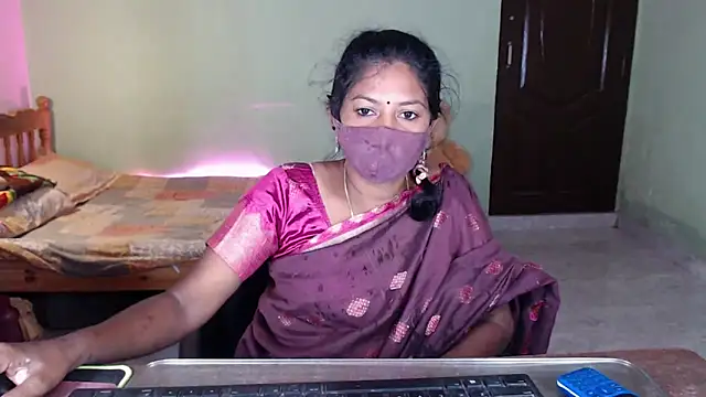 Snapshot of Novapol chatting on April 25, 2026, 12:41 pm Novapol online show from April 25, 2026, 12:41 pm