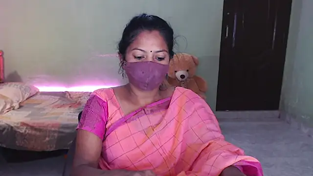 Snapshot of Novapol chatting on May 23, 2026, 12:37 pm Novapol online show from May 23, 2026, 12:37 pm