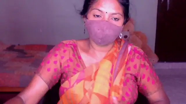 Snapshot of Novapol chatting on June 5, 2026, 5:56 am Novapol online show from June 5, 2026, 5:56 am