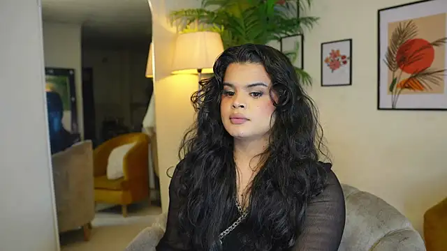 Snapshot of artechloe chatting on February 20, 2025, 12:30 am artechloe online show from February 20, 2025, 12:30 am