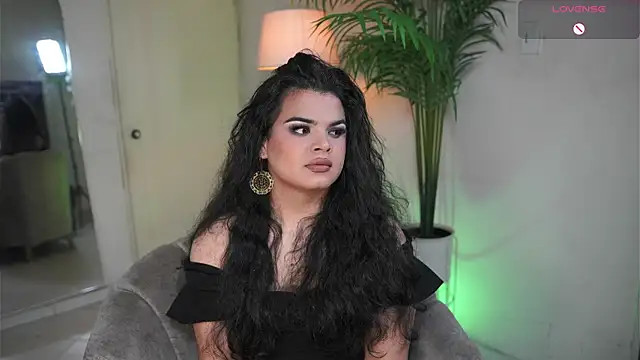 Snapshot of artechloe chatting on October 5, 2025, 11:28 pm artechloe online show from October 5, 2025, 11:28 pm