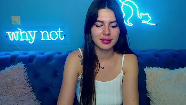 Snapshot of ViollinaLove chatting on November 28, 2025, 10:04 am ViollinaLove online show from November 28, 2025, 10:04 am