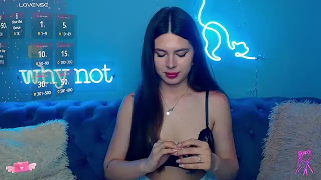 Snapshot of ViollinaLove chatting on May 8, 2026, 4:49 am ViollinaLove online show from May 8, 2026, 4:49 am