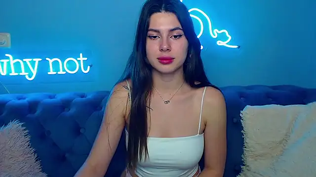 Snapshot of ViollinaLove chatting on November 24, 2025, 8:36 am ViollinaLove online show from November 24, 2025, 8:36 am