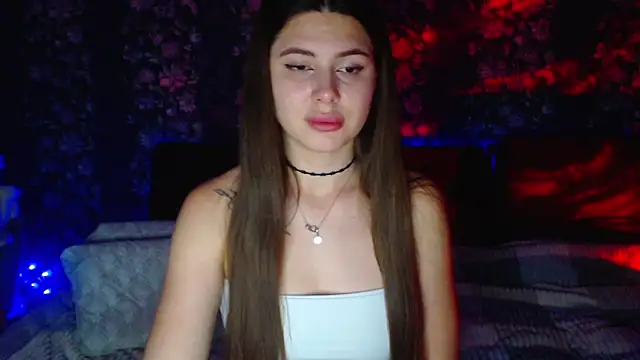 Snapshot of ViollinaLove chatting on May 26, 2026, 7:34 pm ViollinaLove online show from May 26, 2026, 7:34 pm