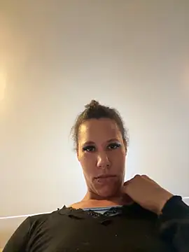 AaliyahHarris online show from September 30, 2025, 5:52 pm