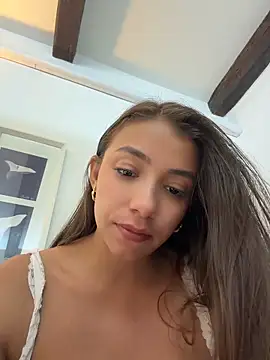 Snapshot of Hall_16 chatting on May 28, 2026, 8:37 pm Hall 16 online show from May 28, 2026, 8:37 pm