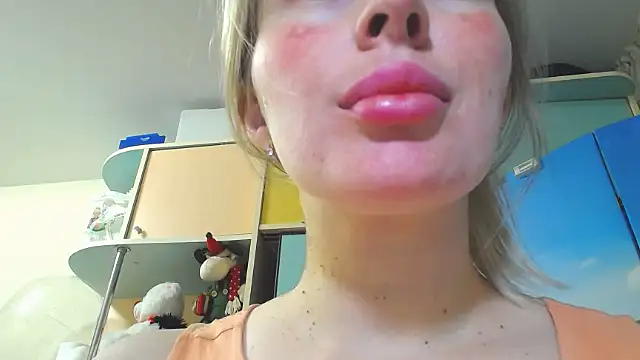 Snapshot of miaa_sunn chatting on March 31, 2026, 6:54 pm miaa sunn online show from March 31, 2026, 6:54 pm