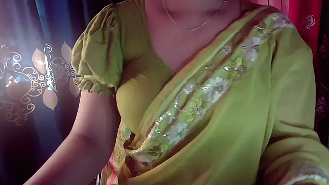 Snapshot of banglarani880 chatting on December 16, 2025, 2:38 am banglarani880 online show from December 16, 2025, 2:38 am