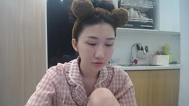 Snapshot of Asiagirll chatting on June 9, 2026, 2:07 pm Asiagirll online show from June 9, 2026, 2:07 pm