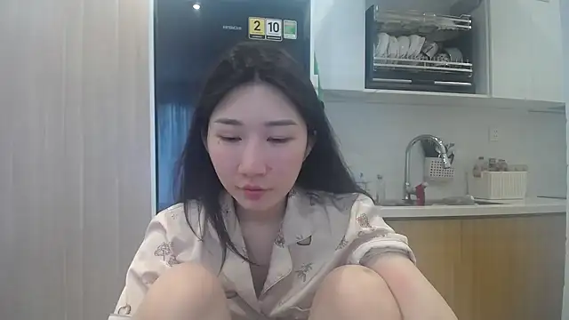Snapshot of Asiagirll chatting on May 16, 2026, 4:22 am Asiagirll online show from May 16, 2026, 4:22 am