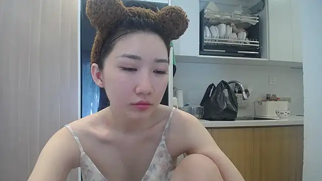 Snapshot of Asiagirll chatting on June 1, 2026, 2:01 am Asiagirll online show from June 1, 2026, 2:01 am