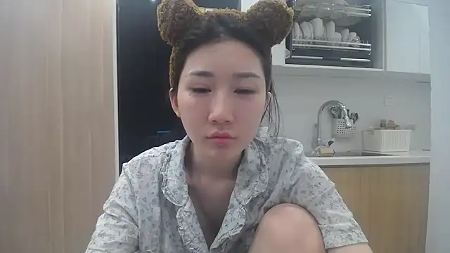 Snapshot of Asiagirll chatting on May 28, 2026, 2:01 pm Asiagirll online show from May 28, 2026, 2:01 pm
