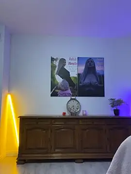 Snapshot of Cute-Alice chatting on March 6, 2025, 10:26 pm Cute-Alice online show from March 6, 2025, 10:26 pm