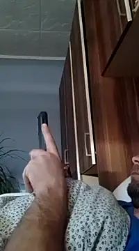 Rolandxxxr online show from February 19, 2025, 9:17 am