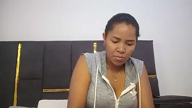 Snapshot of aleixane chatting on March 29, 2026, 6:37 am aleixane online show from March 29, 2026, 6:37 am