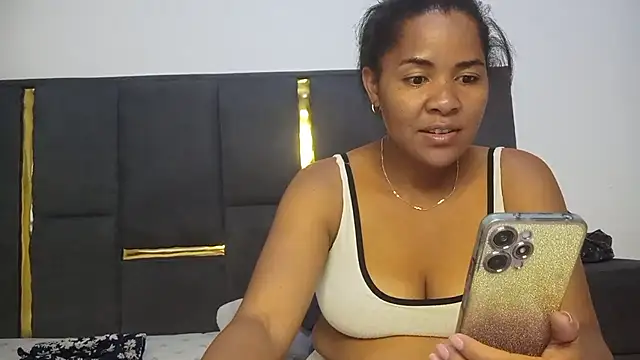 Snapshot of aleixane chatting on March 1, 2026, 5:35 pm aleixane online show from March 1, 2026, 5:35 pm