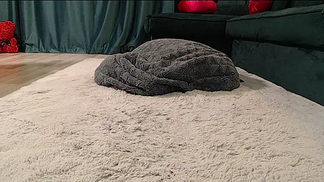 natasha-bigas online show from January 16, 2026, 11:42 pm