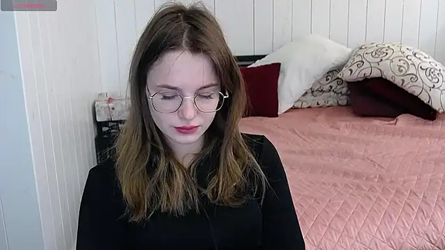 CindyJonson online show from March 22, 2025, 7:04 am