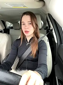 Snapshot of CindyJonson chatting on January 7, 2026, 12:43 pm CindyJonson online show from January 7, 2026, 12:43 pm