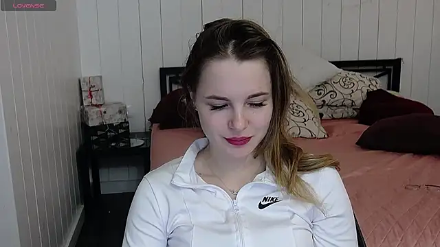 CindyJonson online show from March 15, 2025, 7:20 am