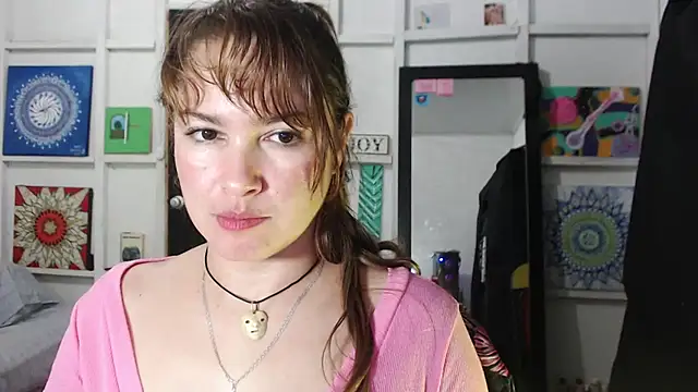 solamatista11 online show from September 30, 2025, 8:04 pm