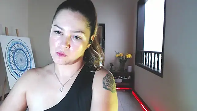 solamatista11 online show from March 7, 2025, 9:59 pm