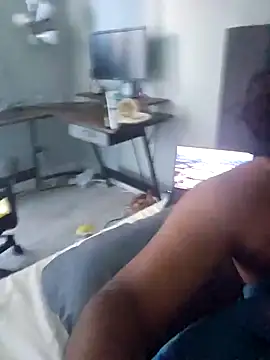 dulcetnukem online show from November 7, 2025, 10:24 pm