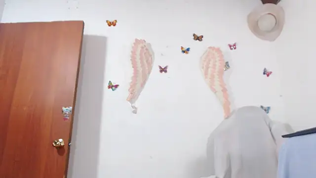 Snapshot of angie_tssex chatting on March 7, 2025, 12:45 pm angie tssex online show from March 7, 2025, 12:45 pm