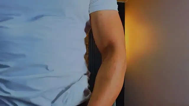 FelipeAndMarcello3 online show from March 14, 2025, 10:38 pm